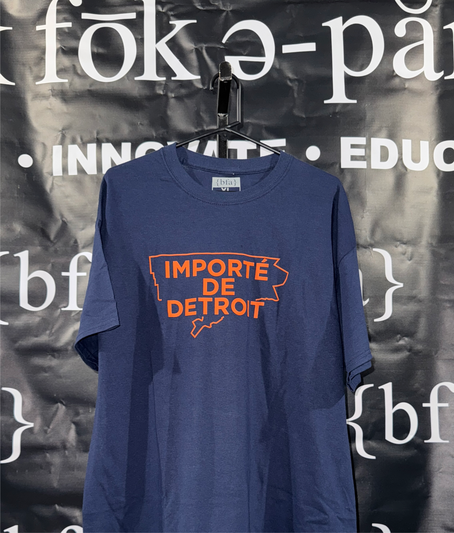 Importe de Detroit - Navy & Orange Limited Edition T-shirt