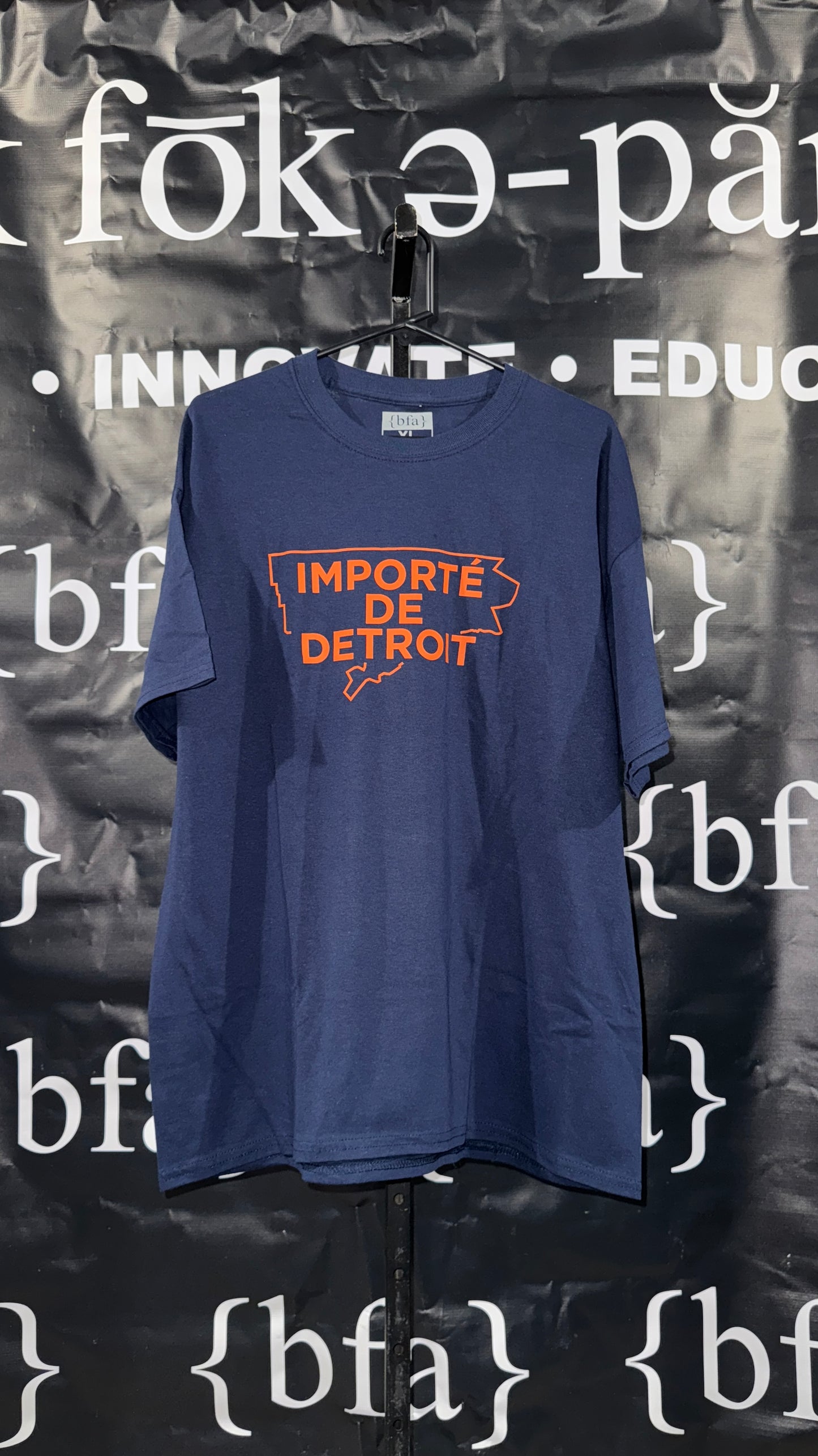 Importe de Detroit - Navy & Orange Limited Edition T-shirt